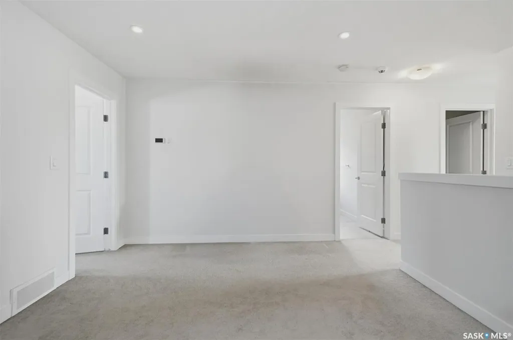 259 Skopik Crescent Saskatoon SK S7V 0N4