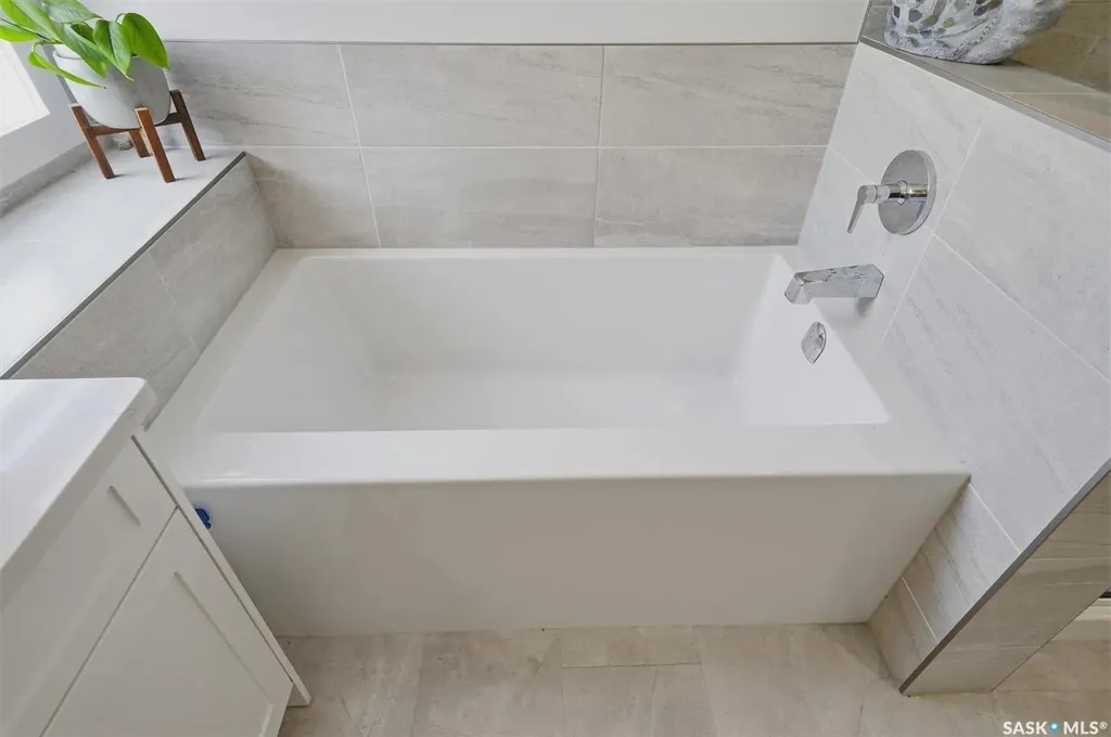 259 Skopik Crescent Saskatoon SK S7V 0N4