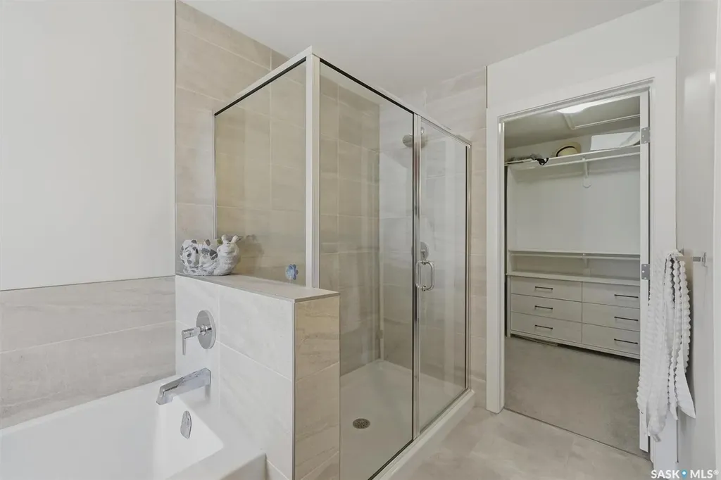 259 Skopik Crescent Saskatoon SK S7V 0N4