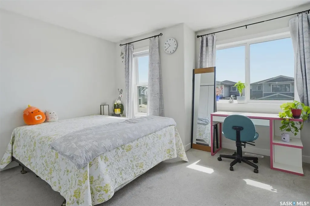 259 Skopik Crescent Saskatoon SK S7V 0N4