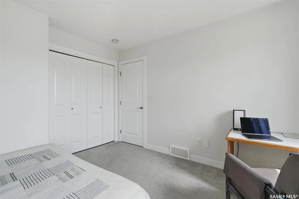 259 Skopik Crescent Saskatoon SK S7V 0N4