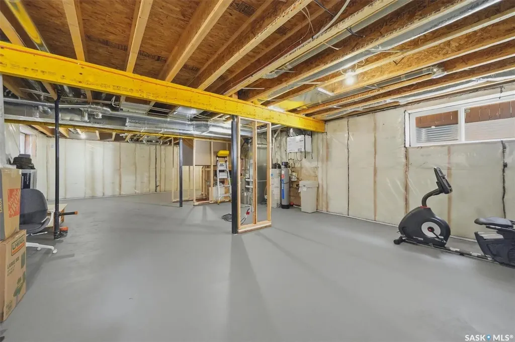 259 Skopik Crescent Saskatoon SK S7V 0N4