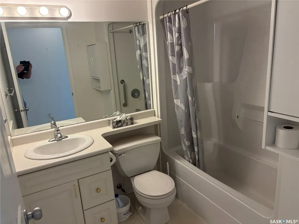 1601 1st Street Estevan SK S4A 2X4