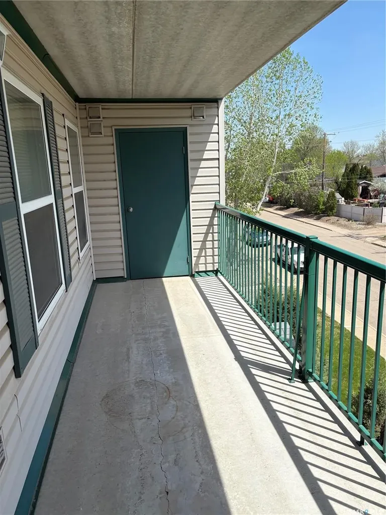 1601 1st Street Estevan SK S4A 2X4