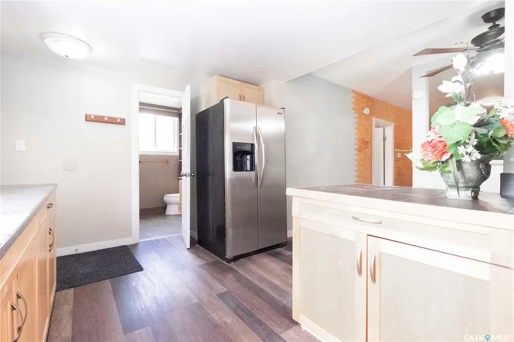 1077 Broder Street Regina SK S4N 3P8