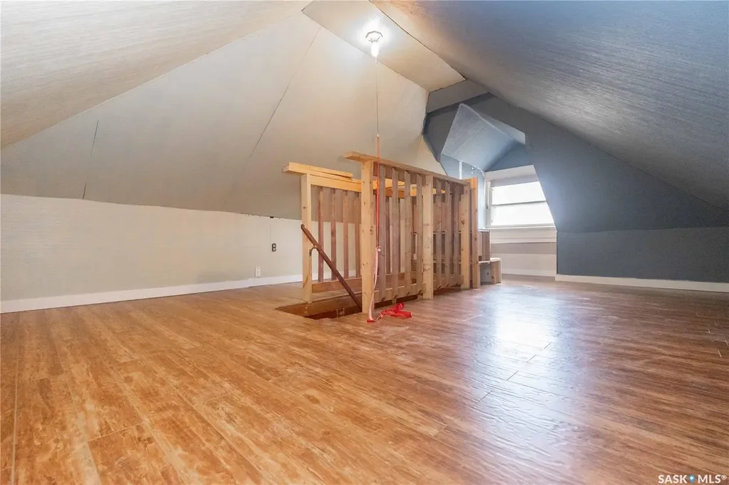 1077 Broder Street Regina SK S4N 3P8