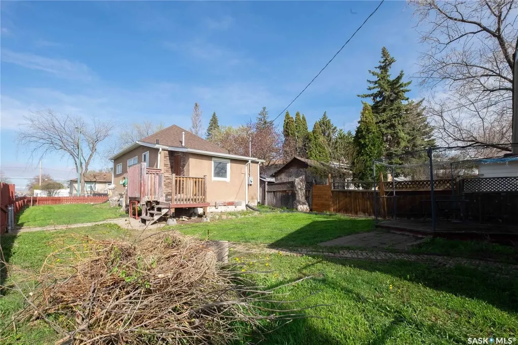 1077 Broder Street Regina SK S4N 3P8