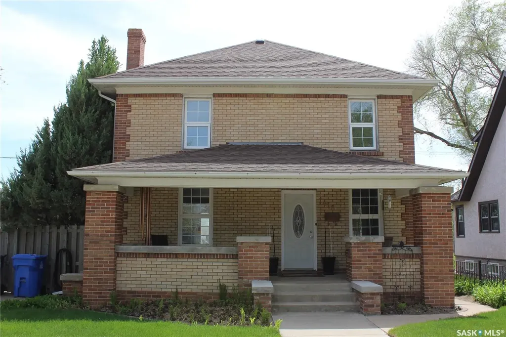 1418 2nd Street Estevan SK S4A 0M6
