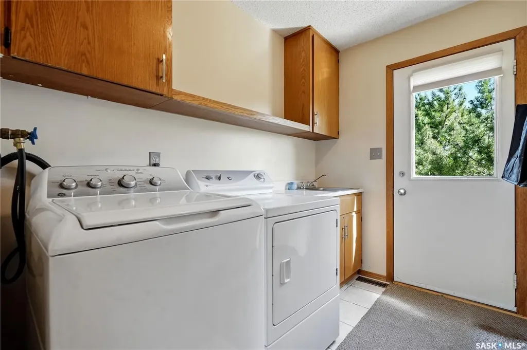 2447 Swayze Crescent Regina SK S4V 1A4