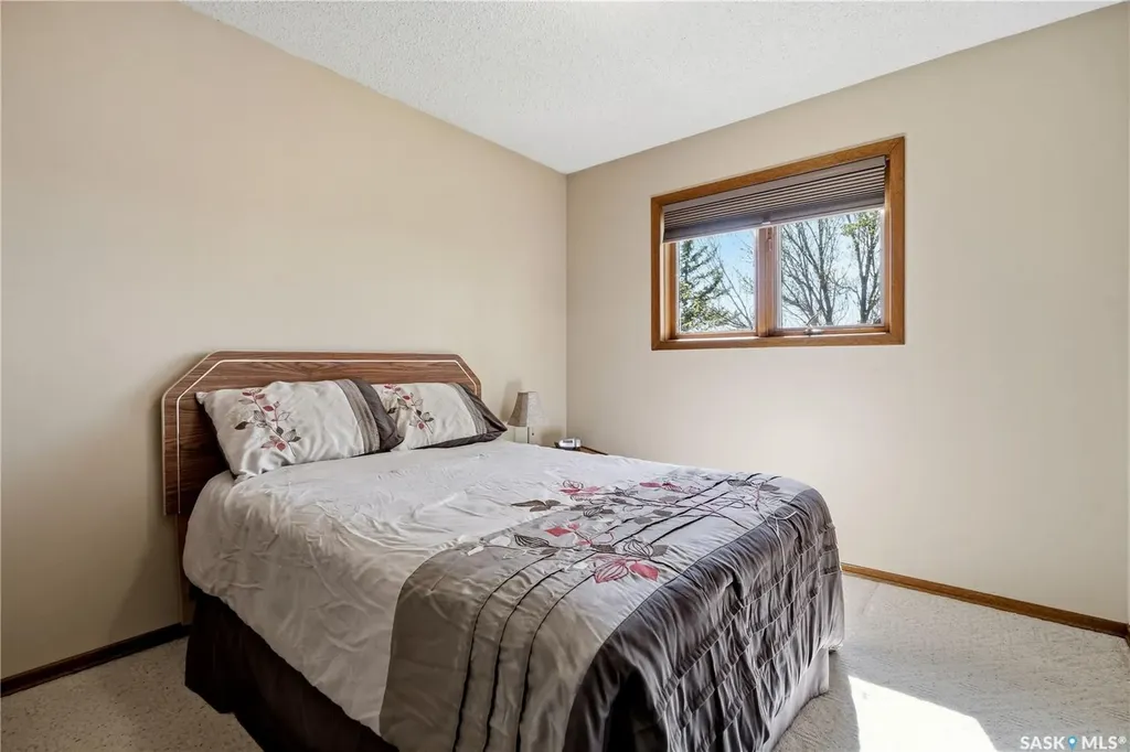 2447 Swayze Crescent Regina SK S4V 1A4