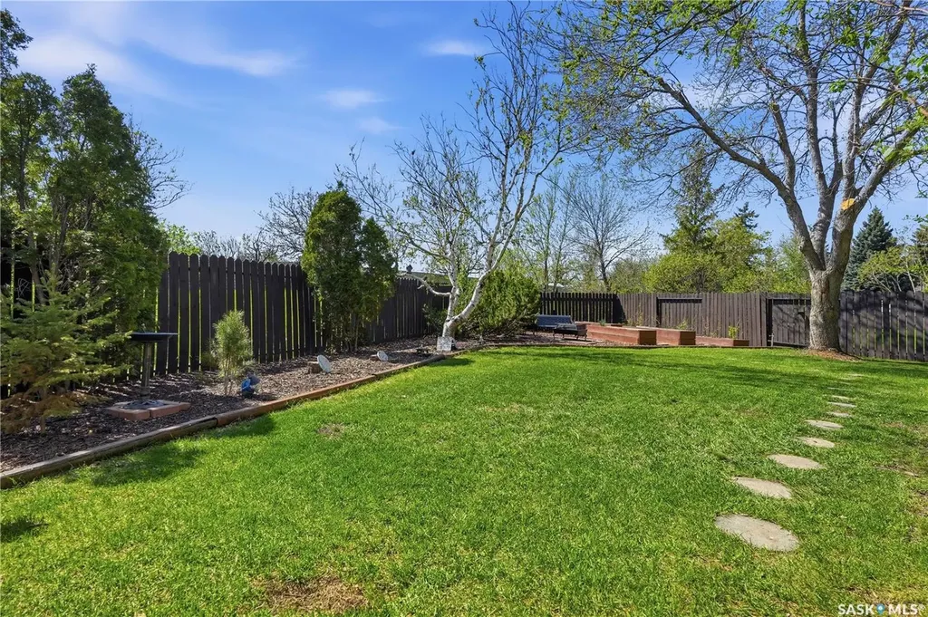 2447 Swayze Crescent Regina SK S4V 1A4