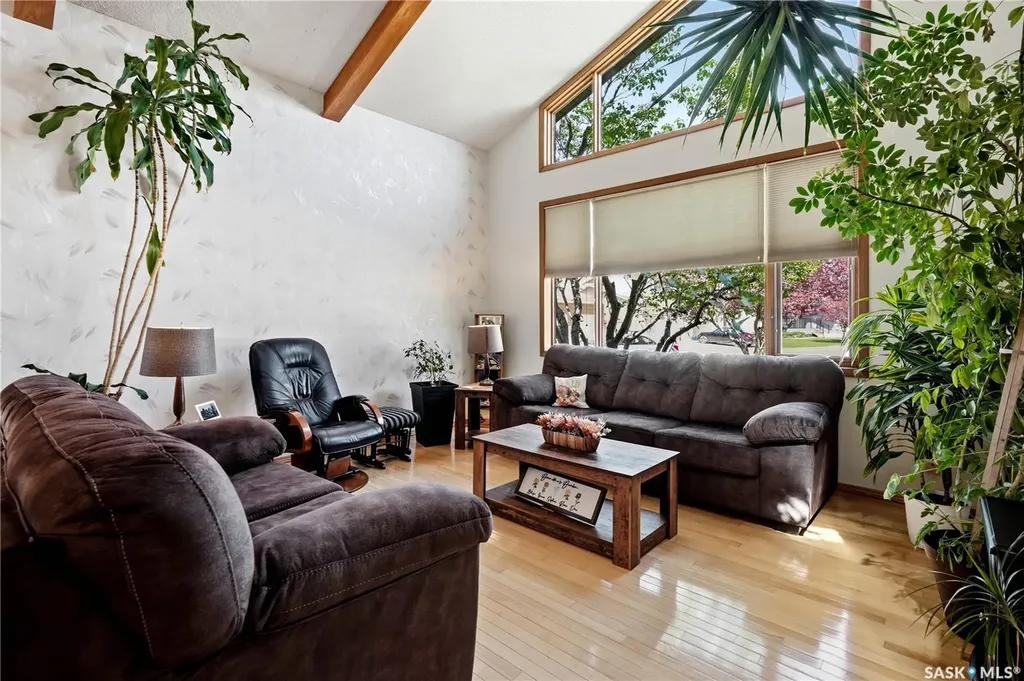 2447 Swayze Crescent Regina SK S4V 1A4