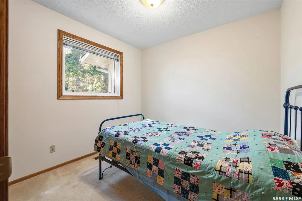 287 Rogers Road Regina SK S4S 7C5