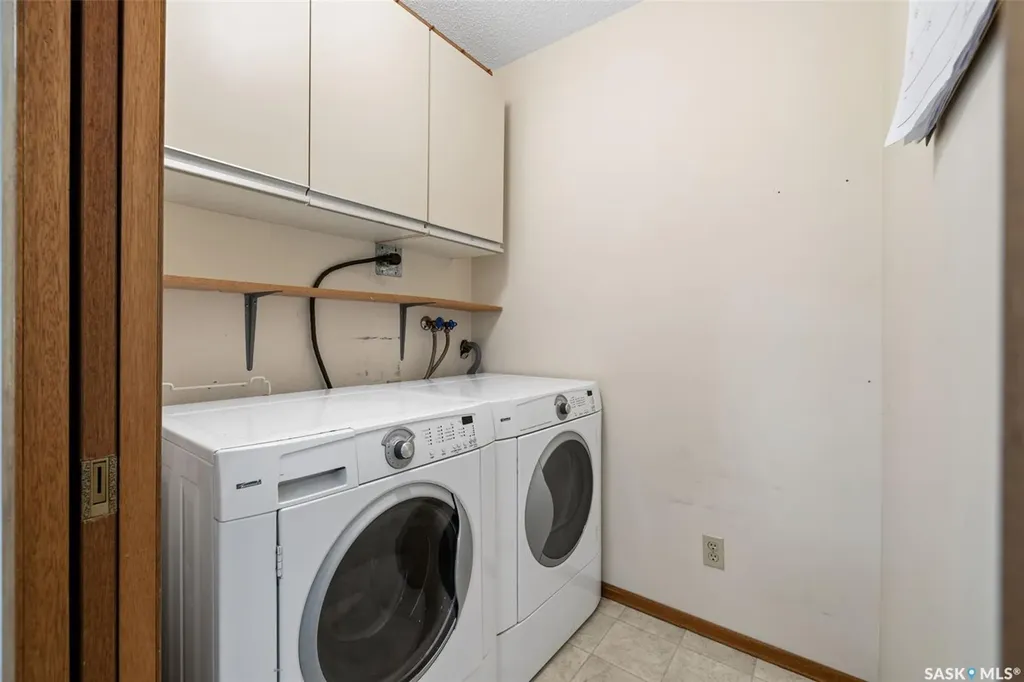 287 Rogers Road Regina SK S4S 7C5