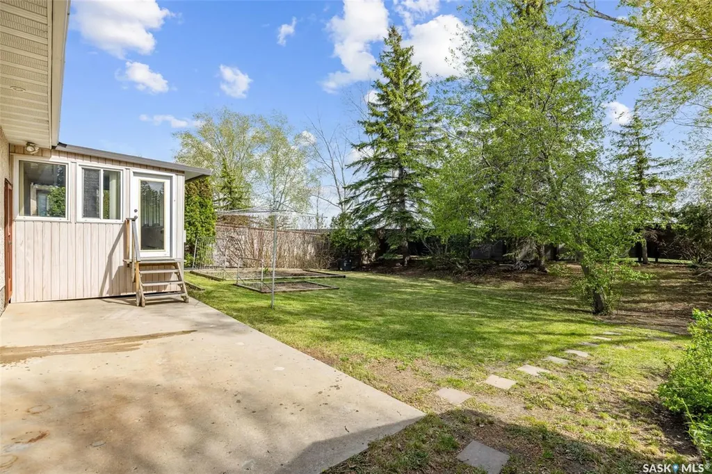 287 Rogers Road Regina SK S4S 7C5