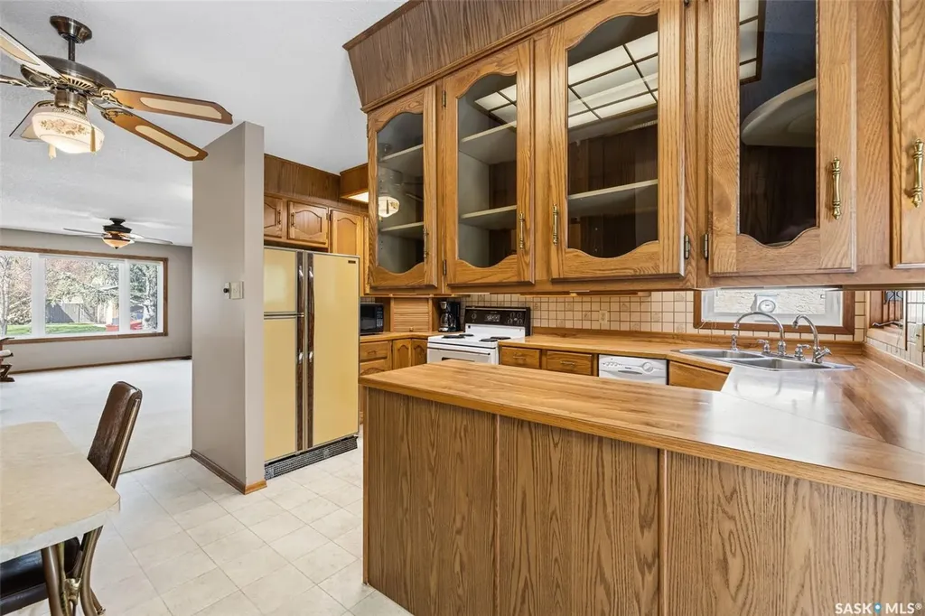 287 Rogers Road Regina SK S4S 7C5