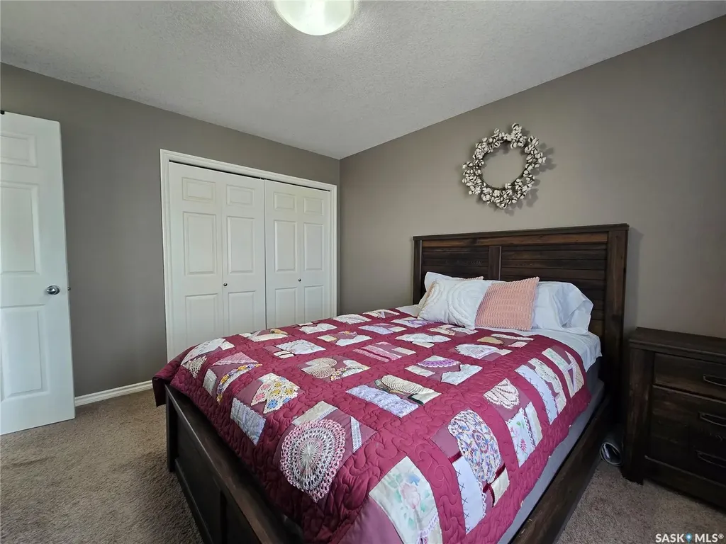 610 Barber Crescent Weyburn SK S4H 0M9