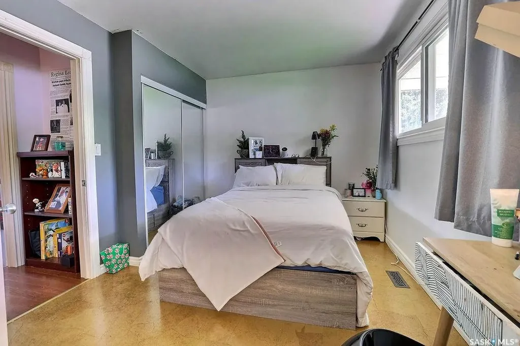 170 Elgin Crescent Lumsden SK S0G 3C0