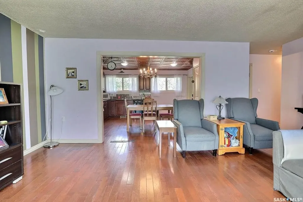 170 Elgin Crescent Lumsden SK S0G 3C0