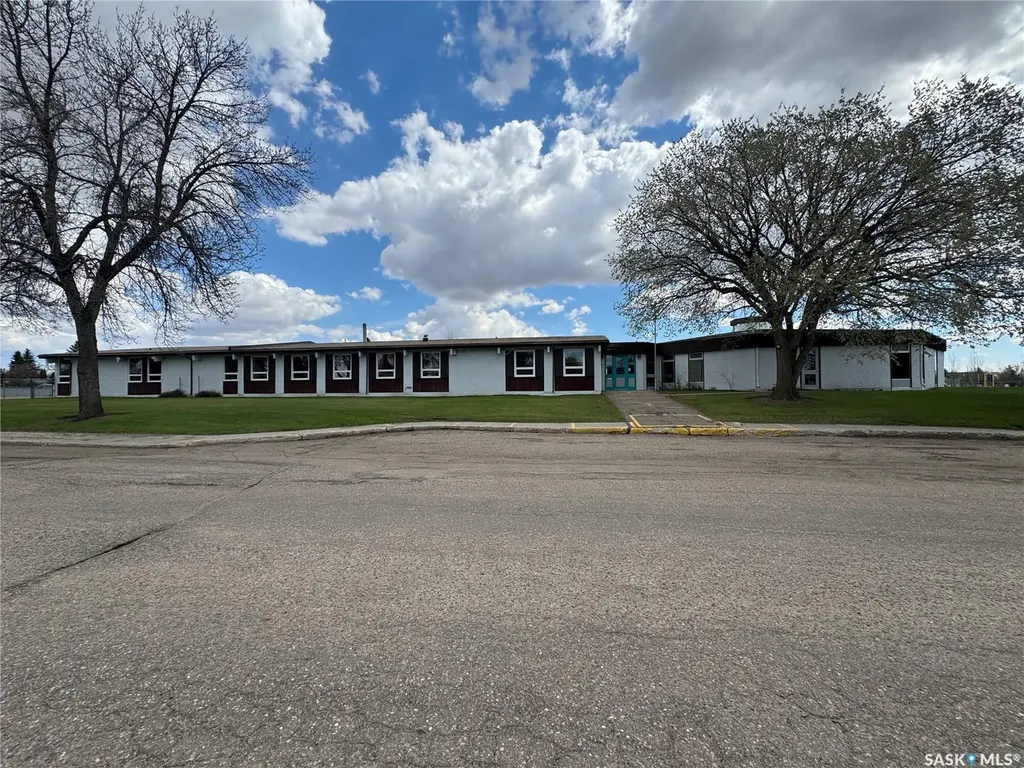 2000 102nd Street North Battleford SK S9A 1H8