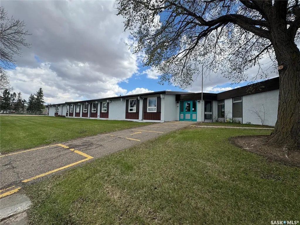 2000 102nd Street North Battleford SK S9A 1H8