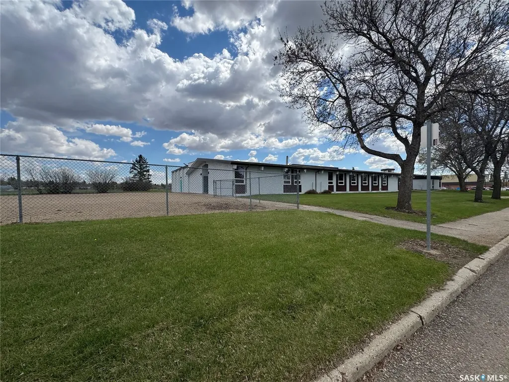 2000 102nd Street North Battleford SK S9A 1H8
