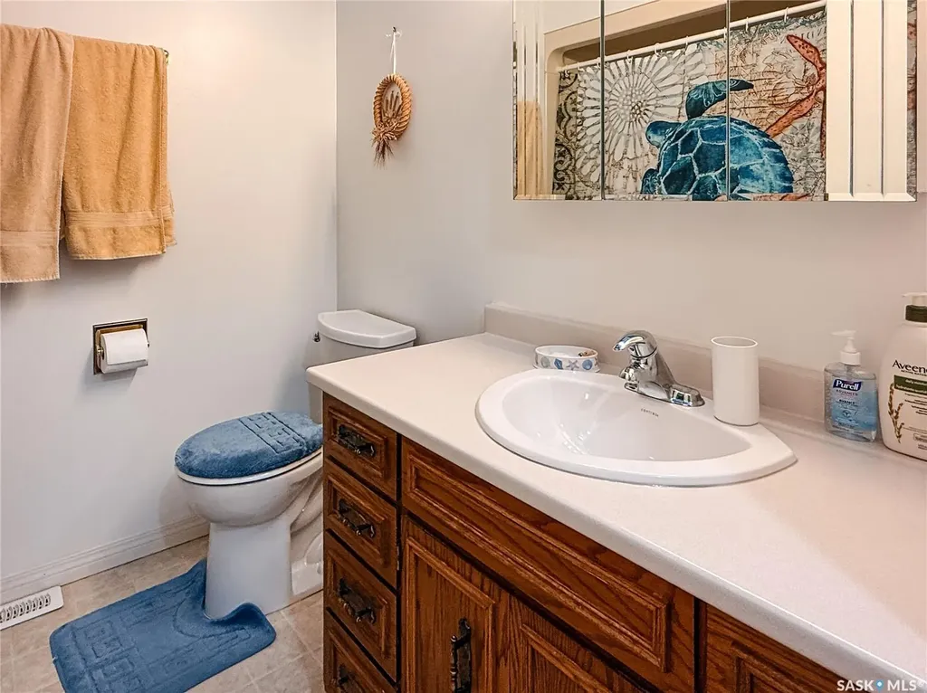 95 Pappas Crescent Regina SK S4R 7G7