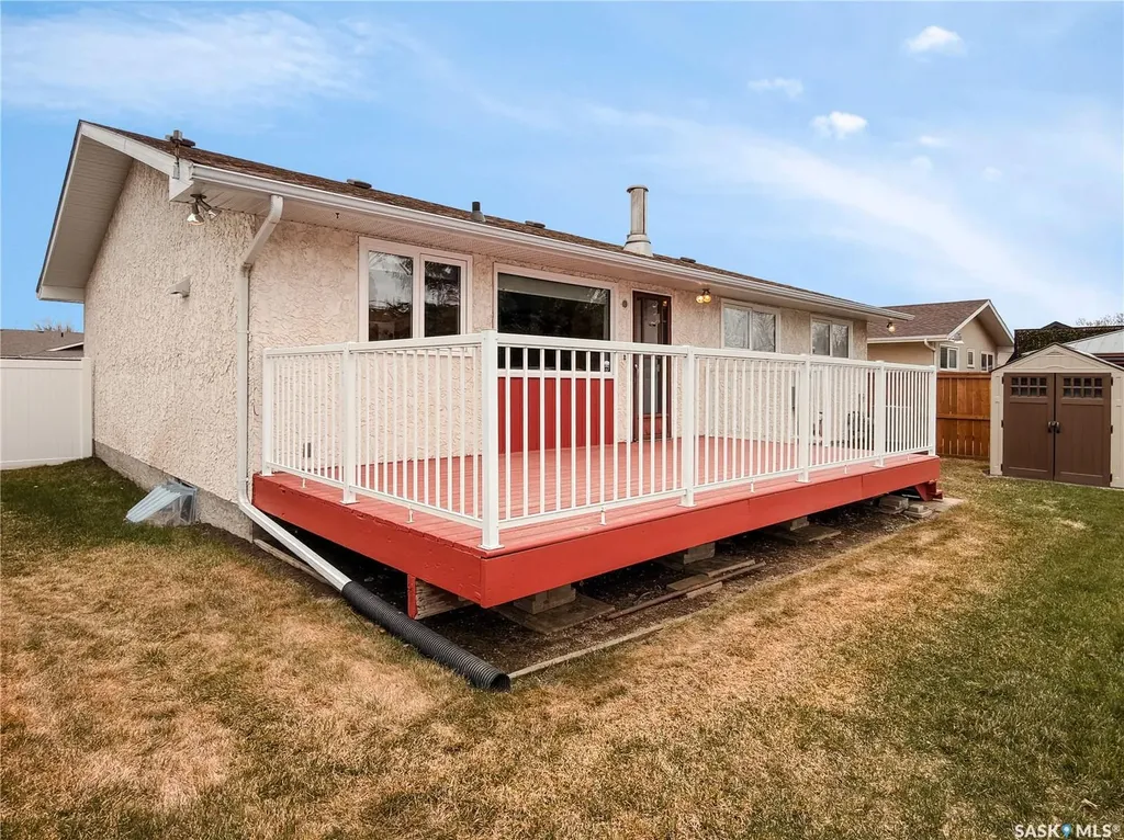 95 Pappas Crescent Regina SK S4R 7G7