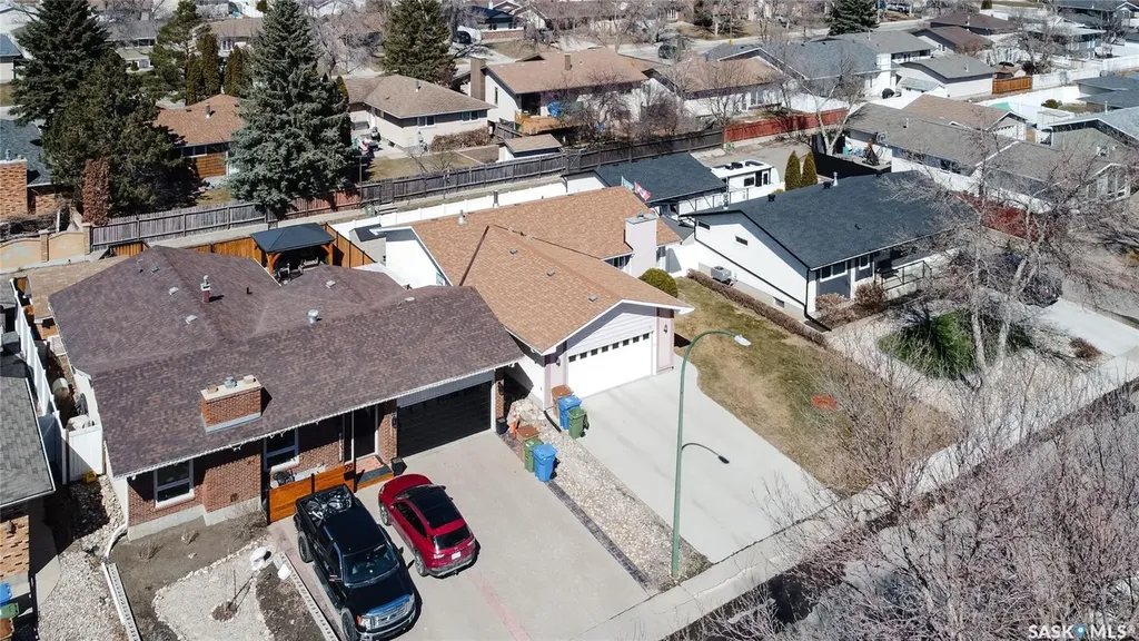 95 Pappas Crescent Regina SK S4R 7G7