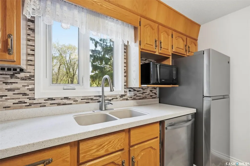 3120 Louise Street Saskatoon SK S7J 3L8
