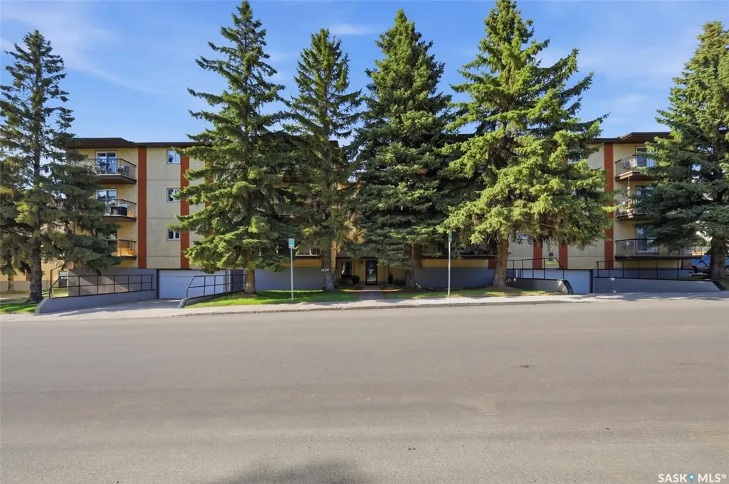 3120 Louise Street Saskatoon SK S7J 3L8