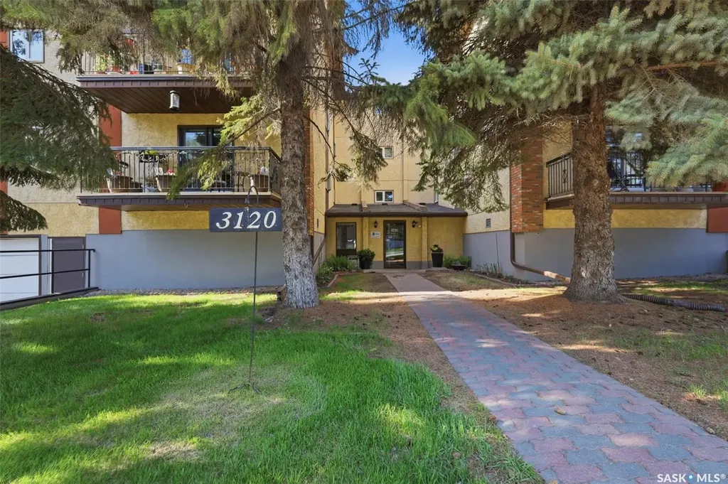 3120 Louise Street Saskatoon SK S7J 3L8
