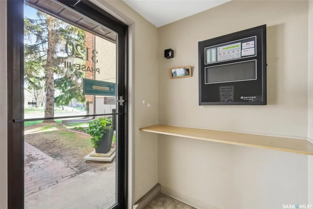 3120 Louise Street Saskatoon SK S7J 3L8