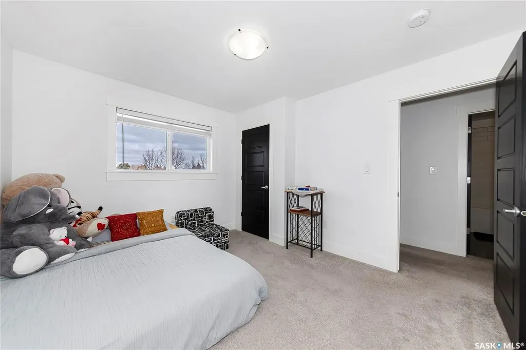 3220 11th Street W Saskatoon SK S7M 5M4