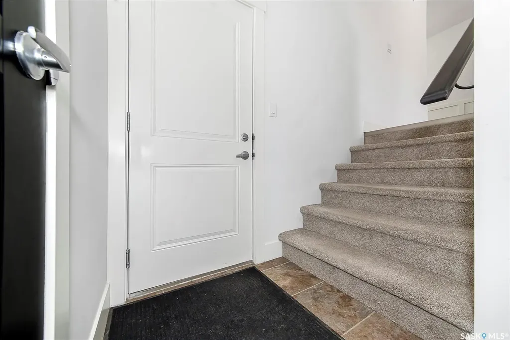 3220 11th Street W Saskatoon SK S7M 5M4