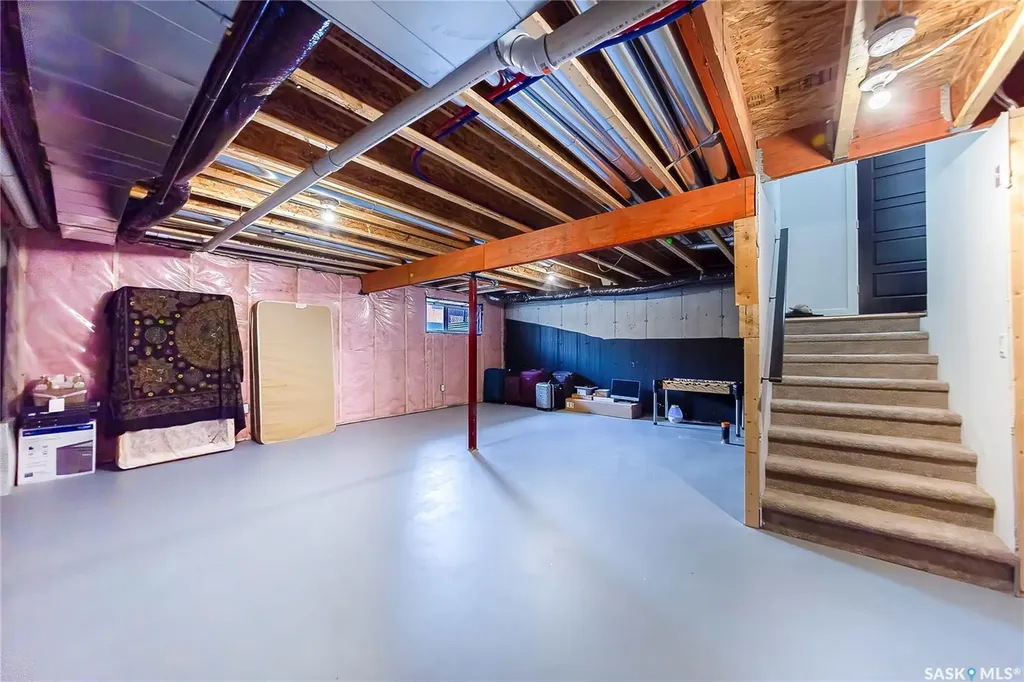3220 11th Street W Saskatoon SK S7M 5M4