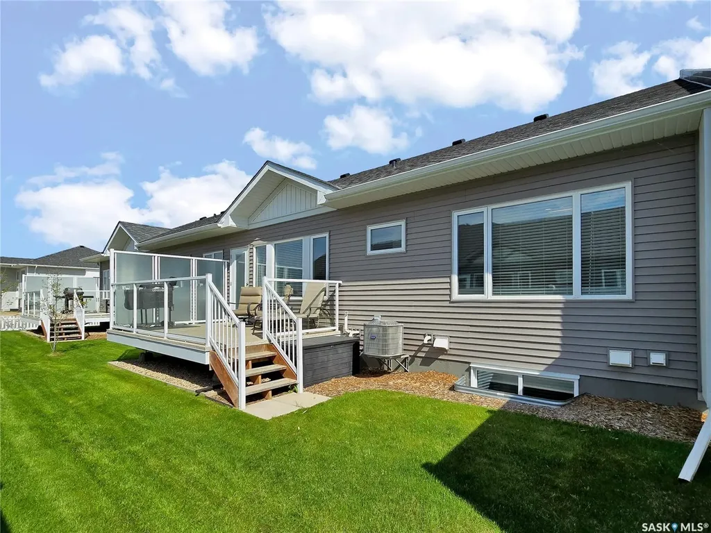 437 Palmer Crescent Warman SK S0K 4S1