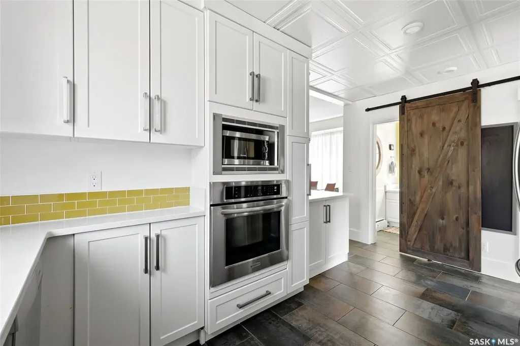 2022 Retallack Street Regina SK S4T 2K2