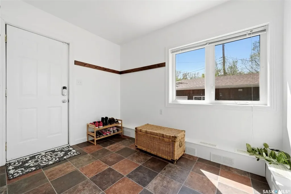2022 Retallack Street Regina SK S4T 2K2