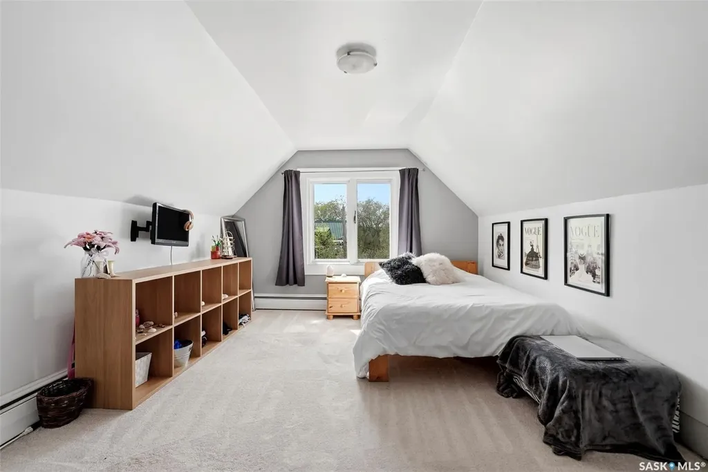 2022 Retallack Street Regina SK S4T 2K2