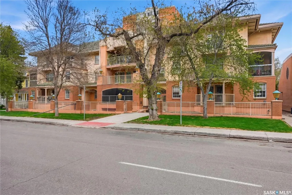 2315 Cornwall Street Regina SK S4P 2L4