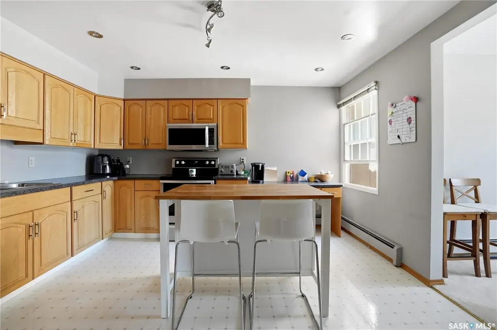 2315 Cornwall Street Regina SK S4P 2L4