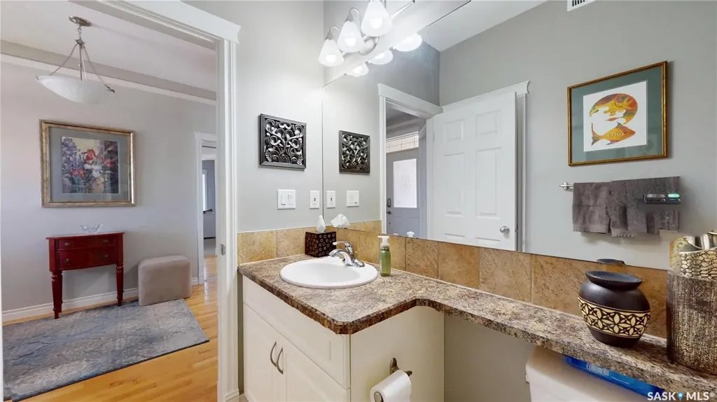 14 Woods Crescent White City SK S4L 1C4
