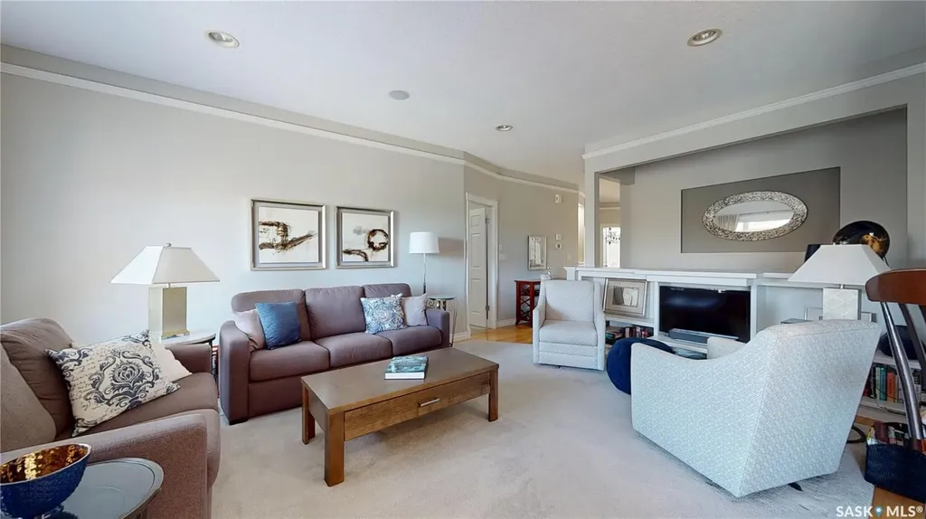 14 Woods Crescent White City SK S4L 1C4
