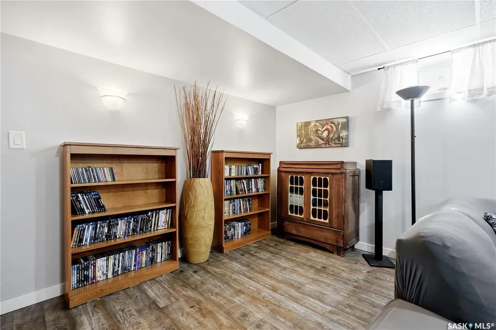 90 Edenwold Crescent Regina SK S4R 8A3