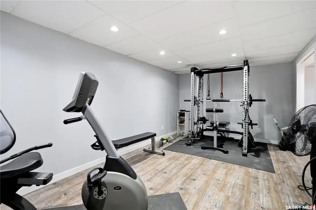 90 Edenwold Crescent Regina SK S4R 8A3