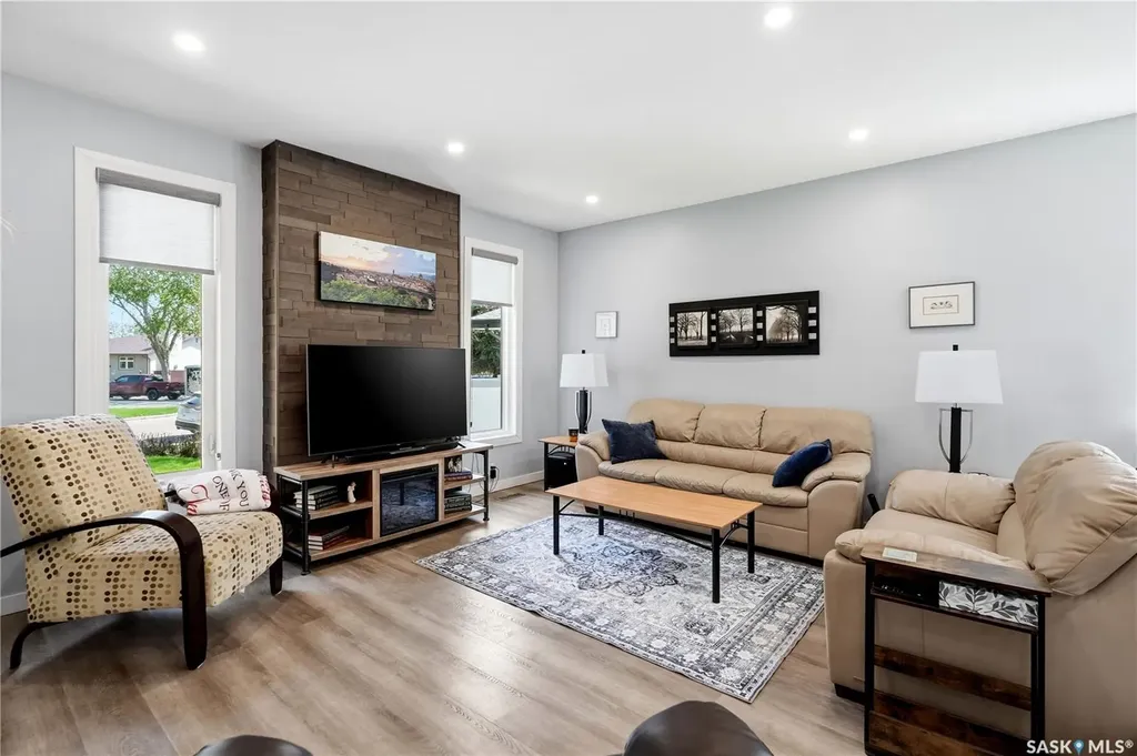 90 Edenwold Crescent Regina SK S4R 8A3