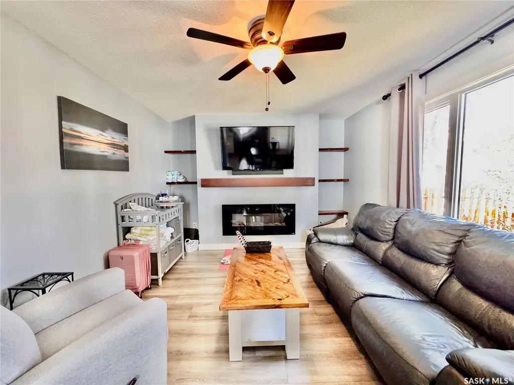 719 4th Street E Prince Albert SK S6V 0K4
