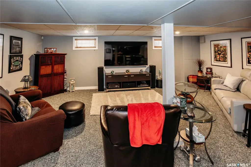 643 Dieppe Drive Weyburn SK S4H 3G4