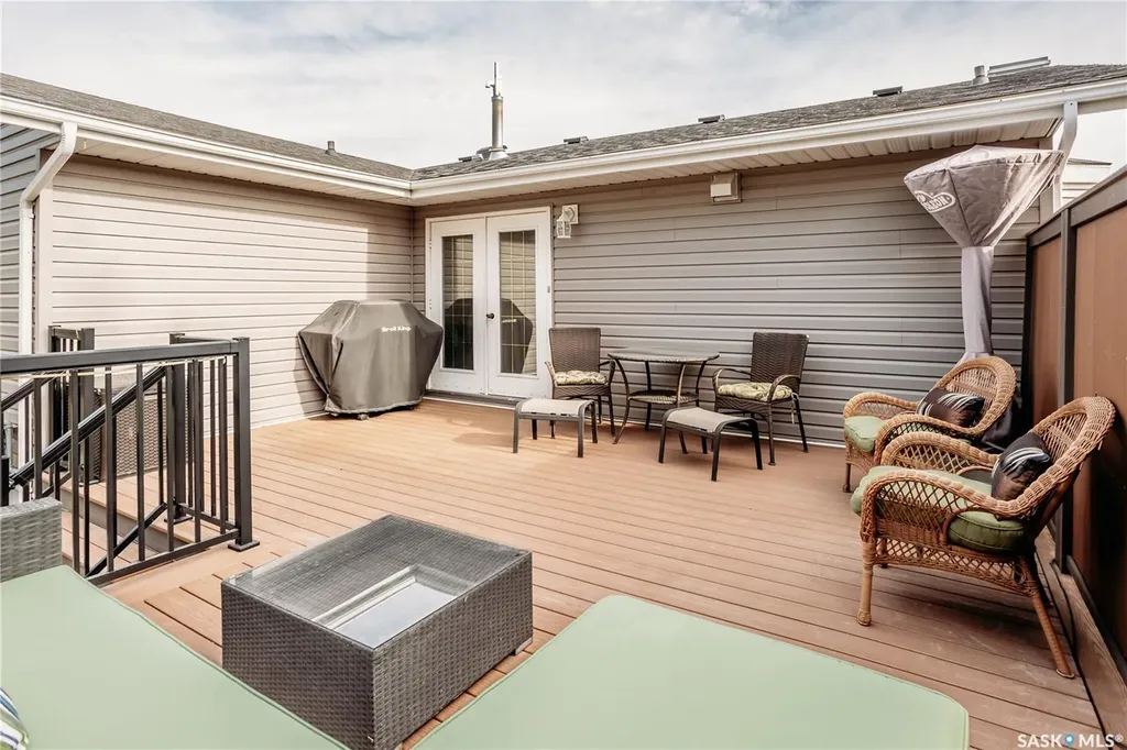 643 Dieppe Drive Weyburn SK S4H 3G4